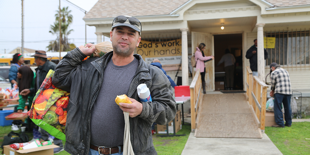 Amry Vet receives food at pantry