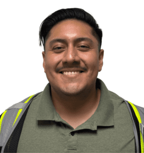 Carlos Cruz headshot