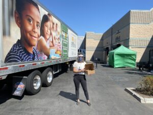 Jeanne Delivers Baked Goods to Food Bank