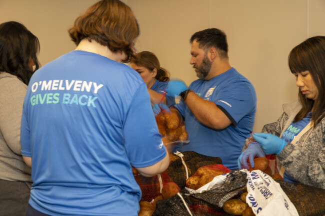 Food From The Bar volunteers