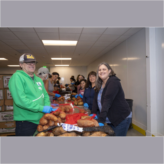 Food From The Bar volunteers