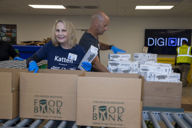 Food From The Bar volunteers