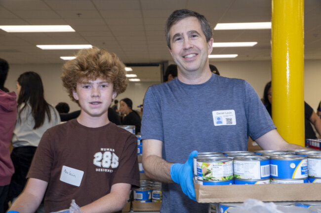 Food From The Bar volunteers