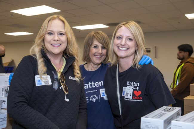 Food From The Bar volunteers