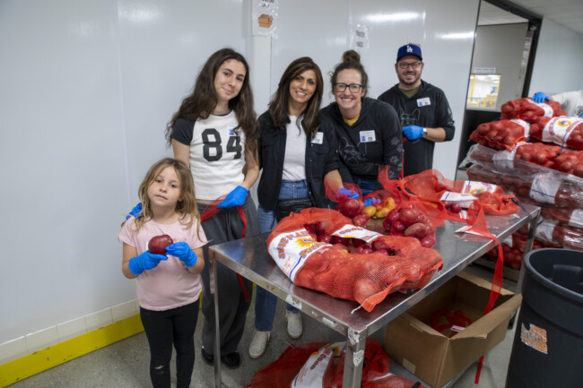 Food From The Bar volunteers