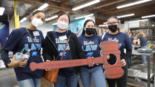 Food from the Bar volunteer event