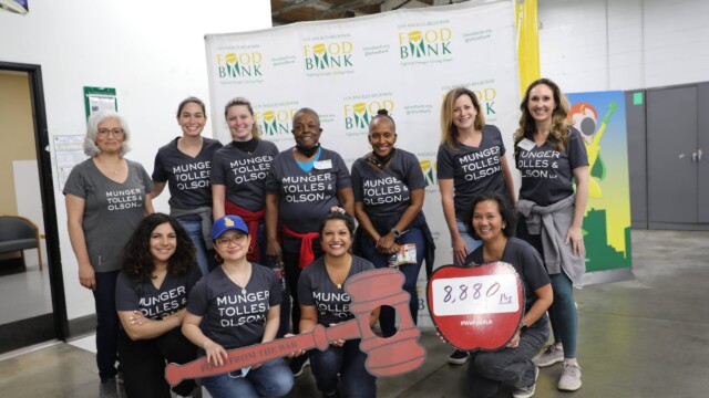 Food from the Bar volunteer event