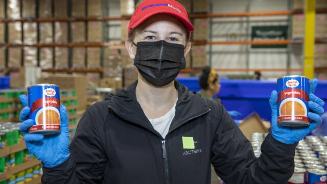 Food from the Bar volunteer event