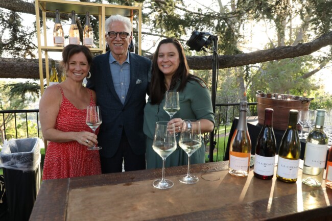 A Million Reasons 50th Anniversary Gala benefit for the LA Food Bank at the home of Keith Addis in Los Angeles, CA on Sunday, August 13, 2023
(photo: Alex J. Berliner/ABImages) A Million Reasons fundraiser for the LA Regional Food Bank