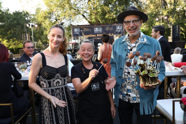 A Million Reasons 50th Anniversary Gala benefit for the LA Food Bank at the home of Keith Addis in Los Angeles, CA on Sunday, August 13, 2023
(photo: Alex J. Berliner/ABImages) A Million Reasons fundraiser for the LA Regional Food Bank