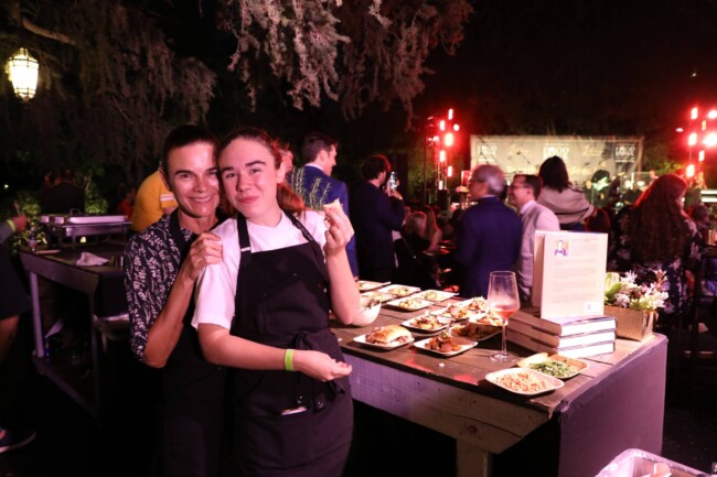 A Million Reasons 50th Anniversary Gala benefit for the LA Food Bank at the home of Keith Addis in Los Angeles, CA on Sunday, August 13, 2023
(photo: Alex J. Berliner/ABImages) A Million Reasons fundraiser for the LA Regional Food Bank