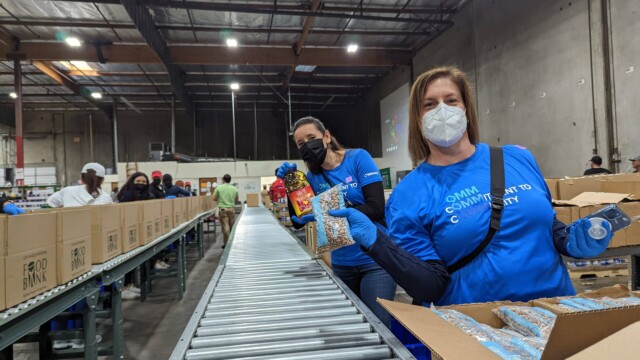 OMM at a Food from the Bar volunteer event