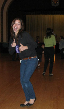 Rachel volunteering at Dance Out Diabetes, an organization dedicated to preventing and helping manage diabetes by providing access to care, education, and exercise through dance. She helped with checking in guests at registration, guiding guests to complimentary glucose checks by clinicians, and also encouraging guests to get out on the dance floor! A volunteer at Dance Out Diabetes on the dance floor encouraging others to dance for the cause.